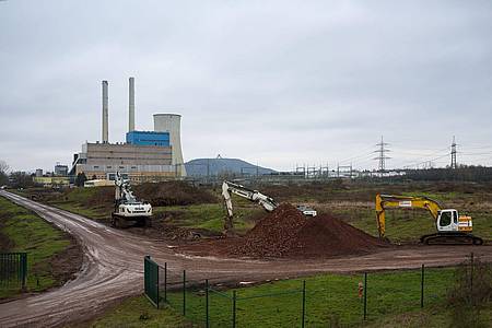 Am ehemaligen Kohlekraftwerk Ensdorf könnte das weltweit größte Werk für Halbleiter aus Silizumkarbid entstehen.