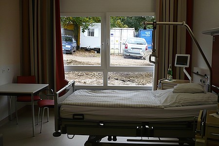 Krankenhausbett